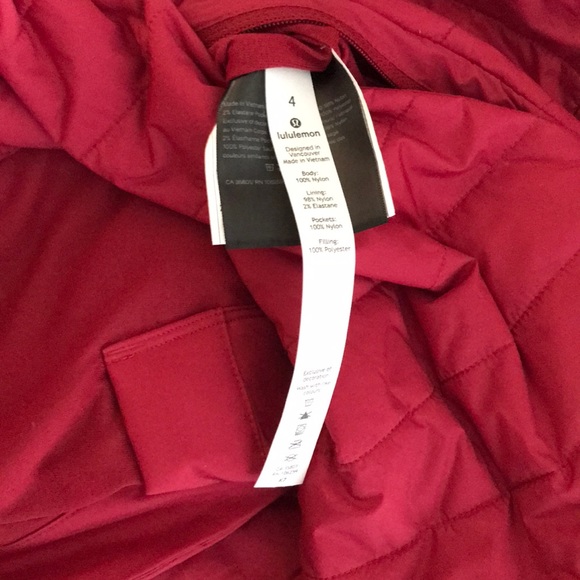 Red reversible Shacket lululemon - Picture 5 of 5